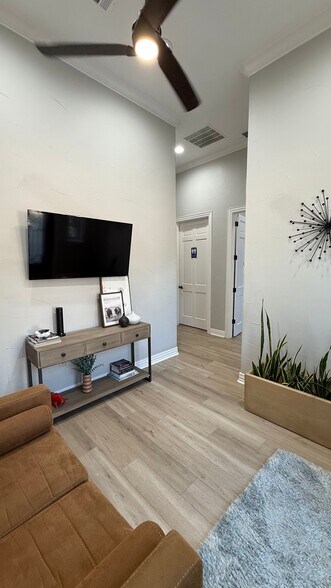 7000 Parkwood Blvd, Frisco, TX à louer - Photo de l’immeuble – Image 3 sur 24