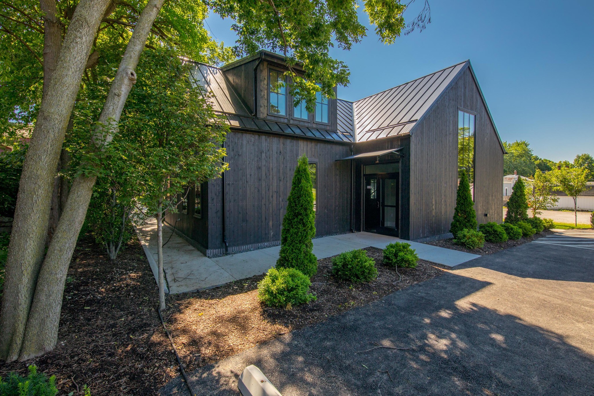 115 S High St, Dublin, OH à louer Photo de l’immeuble– Image 1 sur 13