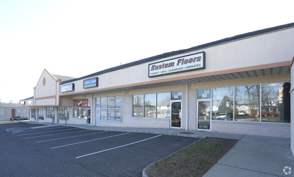 86 Morris Ave, Neptune, NJ à louer - Photo de l’immeuble – Image 2 sur 7