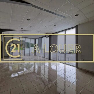 Plus de détails pour Local d'activités à louer