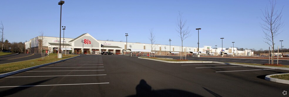 6102-9102 Shops Way, Northborough, MA à louer - Photo principale – Image 2 sur 9
