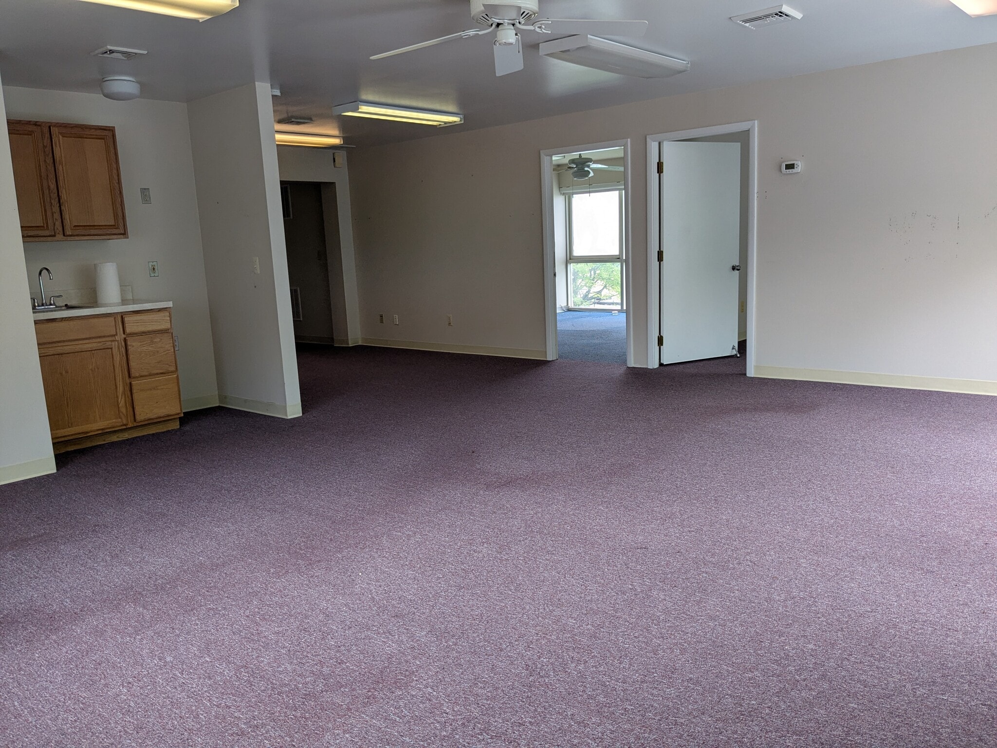 470 Route 31 N, Ringoes, NJ à louer Photo intérieure– Image 1 sur 9