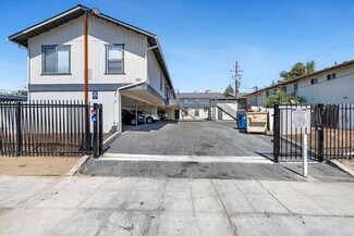 Plus de détails pour 1911 E Saginaw Way, Fresno, CA - Logement à vendre