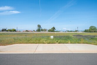 Rancho Industrial Park, Redding, CA - Vue aérienne  vue de carte - Image1