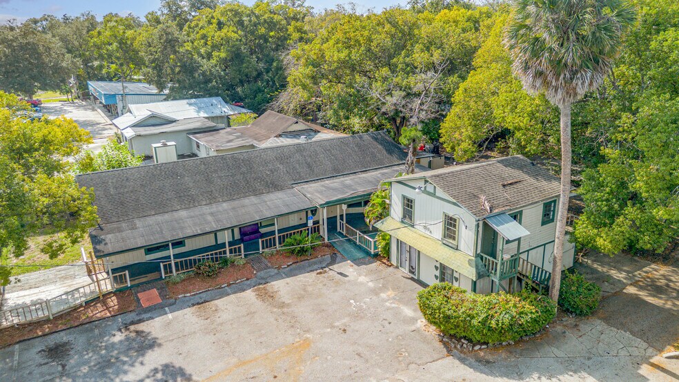 2516 S Sanford Ave, Sanford, FL à vendre - Photo de l’immeuble – Image 2 sur 32