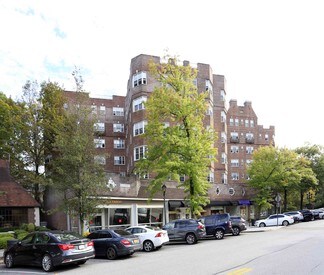 Plus de détails pour 18 Chase Rd, Scarsdale, NY - Local commercial à louer