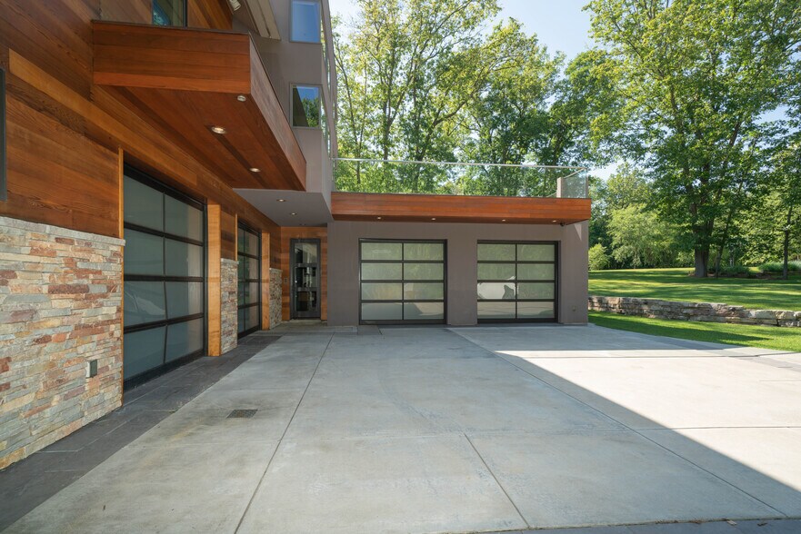 10463 W H Ave, Kalamazoo, MI à vendre - Photo de l’immeuble – Image 3 sur 57