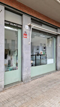 Local commercial dans Sant Cugat del Vallès, Barcelona à louer Photo de la construction– Image 2 sur 7