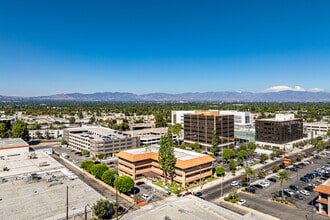 18411 Clark St, Tarzana, CA - VUE AÉRIENNE  vue de carte - Image1