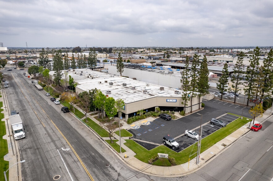 101-111 W Walnut St, Gardena, CA à louer - Photo de l’immeuble – Image 3 sur 7