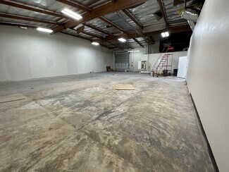 Plus de détails pour 21018 Osborne St, Canoga Park, CA - Industriel/Logistique à louer