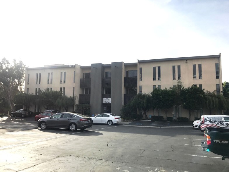 4295 Gesner St, San Diego, CA à louer - Photo de l’immeuble – Image 1 sur 4