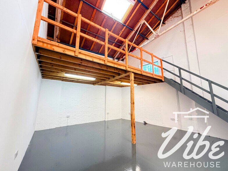 1 Hillmarton Rd, Londres à louer - Photo de l’immeuble – Image 2 sur 5