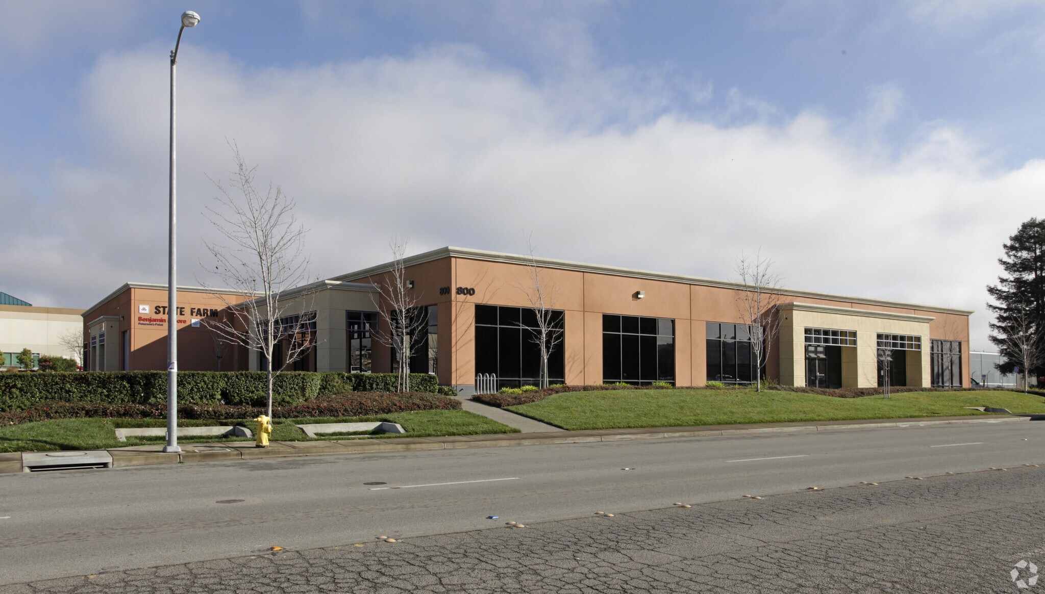 800 Lindberg Ln, Petaluma, CA à louer Photo principale– Image 1 sur 13