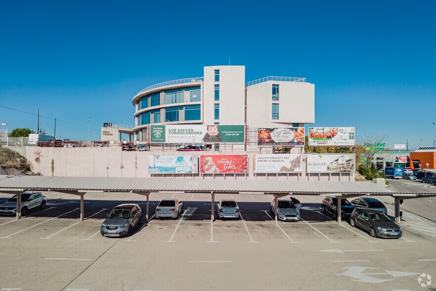 Carretera de Coruña, 110, Las Rozas de Madrid, Madrid à vendre - Photo de l’immeuble – Image 2 sur 5
