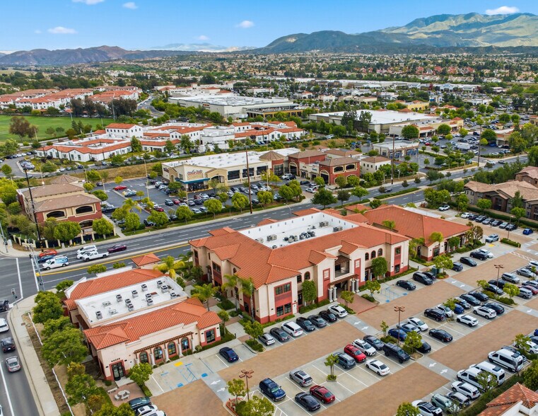 44065 Margarita Rd, Temecula, CA à louer - Photo de l’immeuble – Image 1 sur 10