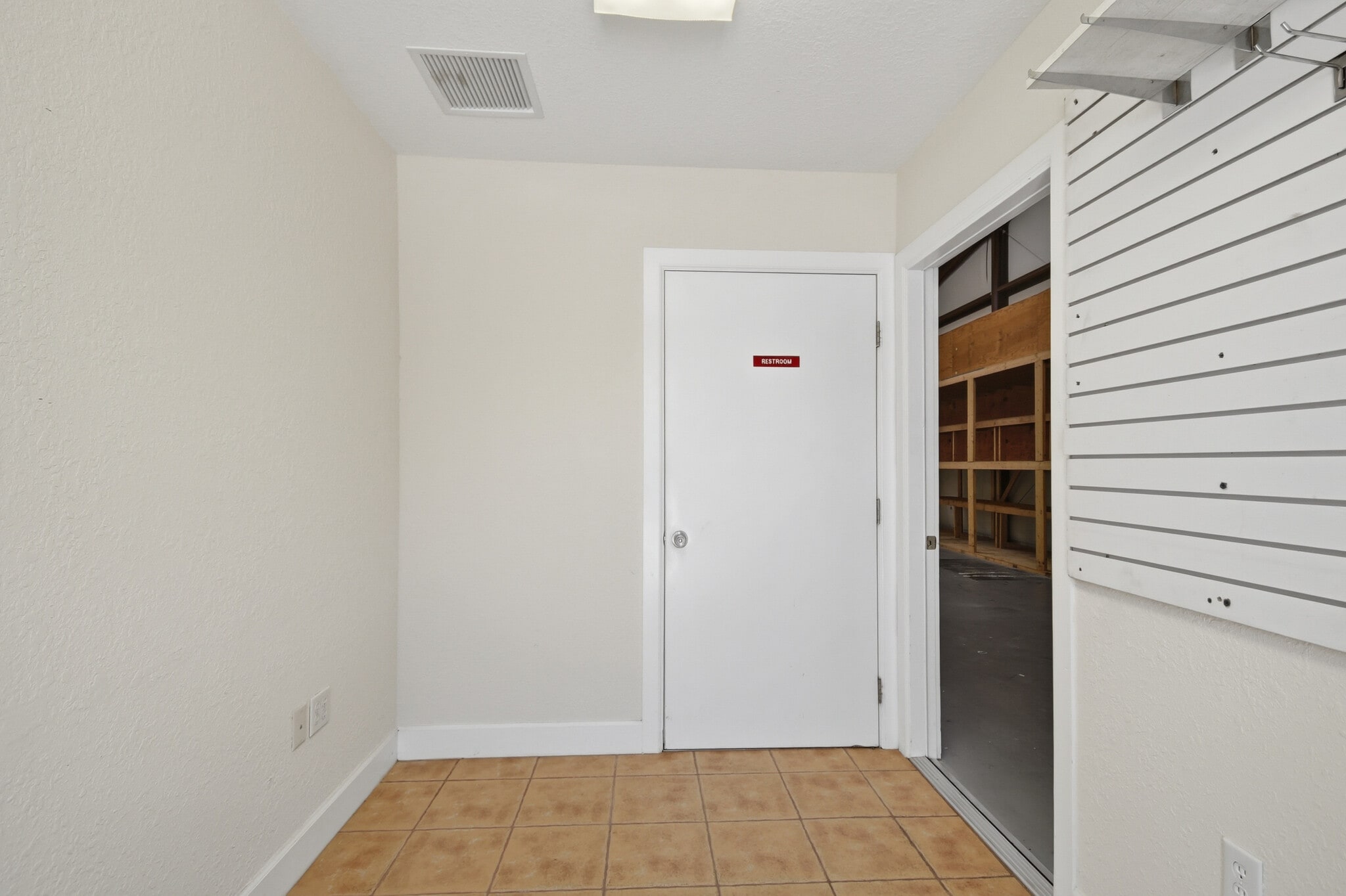 200 Waler Way, Saint Augustine, FL à louer Photo intérieure– Image 1 sur 13
