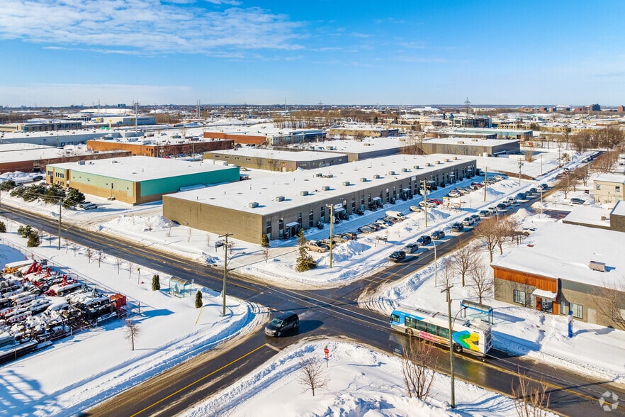 11000-11130 St Mirabeau, Montréal, QC à louer - Aérien – Image 2 sur 6