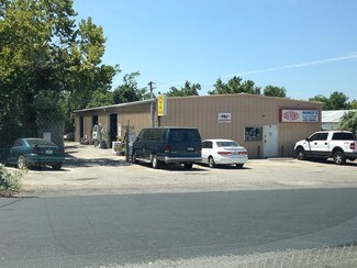 Plus de détails pour 815 Mcphaul St, Austin, TX - Industriel/Logistique à louer