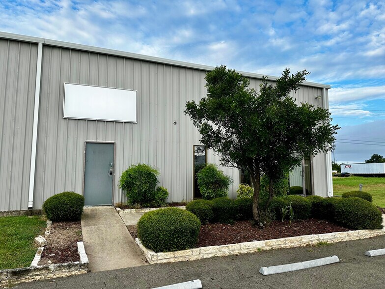 2592 Shell Rd, Georgetown, TX à vendre - Photo de l’immeuble – Image 2 sur 7