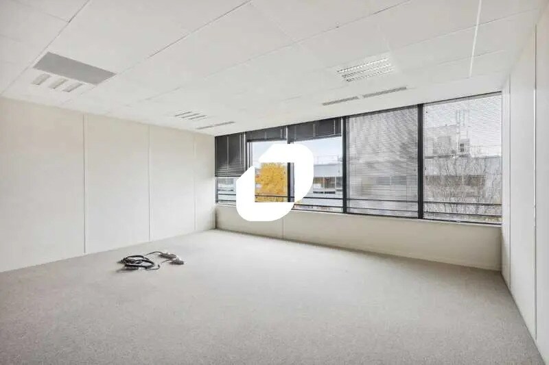 Bureau dans Massy à louer - Photo de l’immeuble – Image 3 sur 17