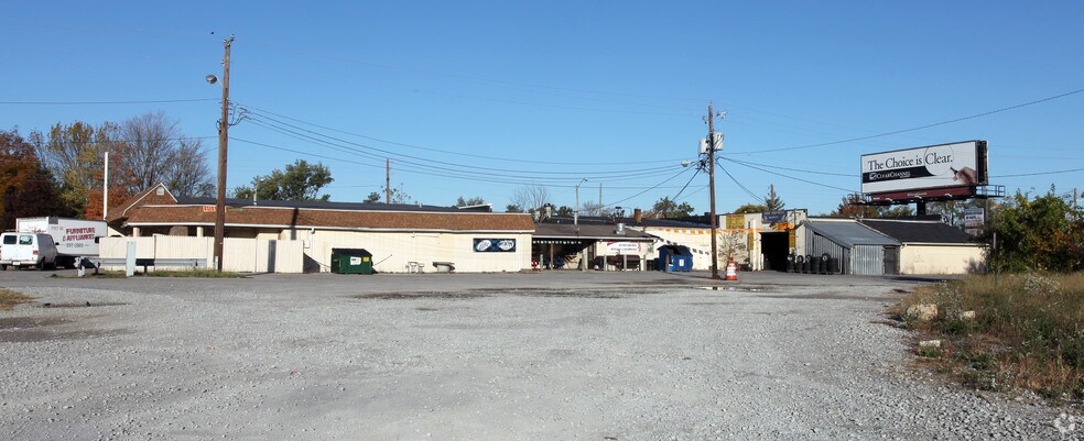 4601-4611 N Post Rd, Indianapolis, IN à louer - Photo de l’immeuble – Image 2 sur 2