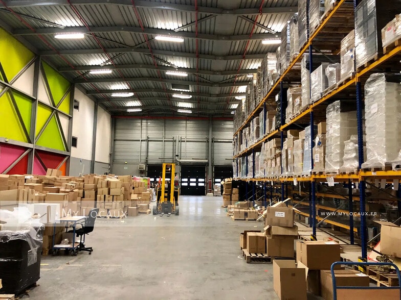 Industriel/Logistique dans Gennevilliers à louer - Photo de l’immeuble – Image 2 sur 4