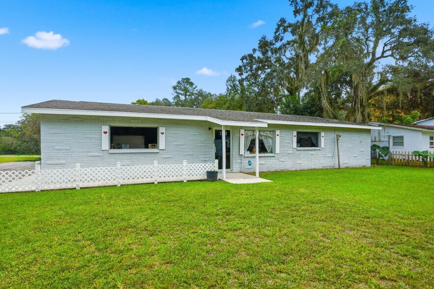 1340 Howell Ave, Brooksville, FL à vendre - Photo de l’immeuble – Image 3 sur 22