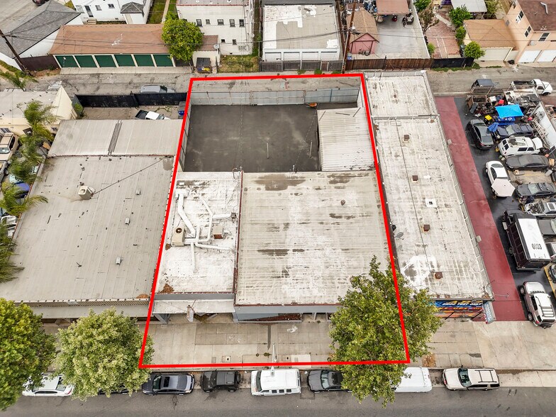 JUST REDUCED $250K! Olympic Portfolio portefeuille de 2 biens à vendre sur LoopNet.fr - Photo de l’immeuble – Image 2 sur 36