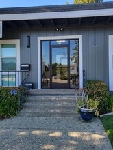 6590 Alhambra Ave, Pleasant Hill, CA à louer Photo de l’immeuble– Image 2 sur 7