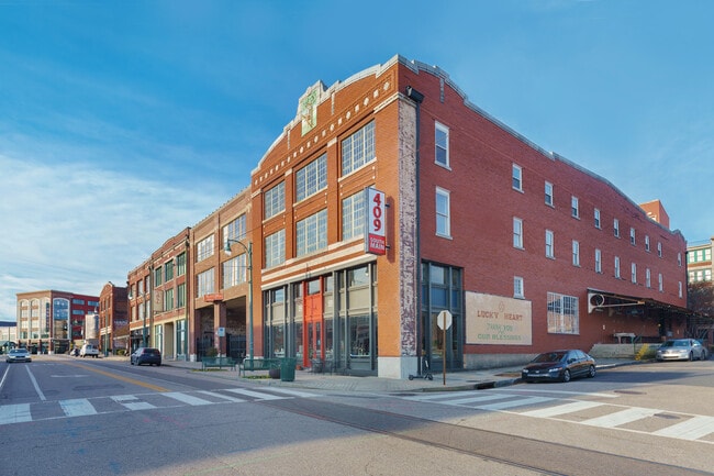 Plus de détails pour 409 S Main St, Memphis, TN - Local commercial à vendre