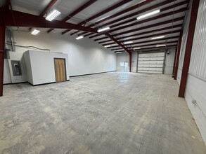 1200 Business Park Dr, Morgantown, WV à louer Photo intérieure– Image 2 sur 6