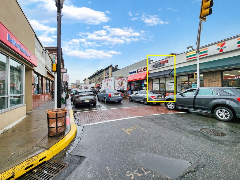 3229-3231 Bergenline Ave, Union City, NJ à louer - Photo de l’immeuble – Image 3 sur 3