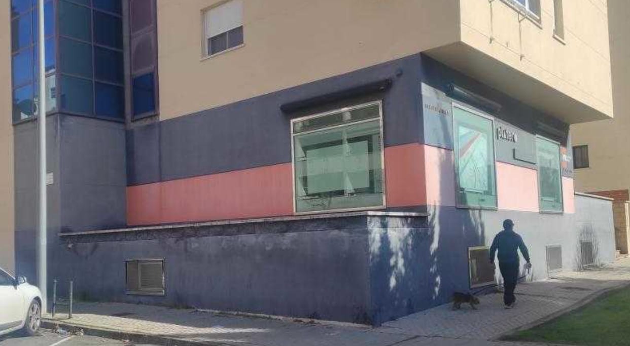 Calle Sierra de Tormantos, 16, Plasencia, CAC 10600 - Lot 1 -  - Photo intérieure - Image 2 of 16