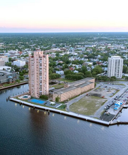 8 Crawford Pky, Portsmouth, VA à vendre - Aérien – Image 2 sur 3