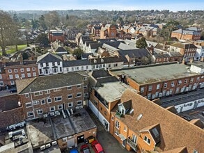 79-81 High St, Marlow, BKM - Vue aérienne  vue de carte - Image1