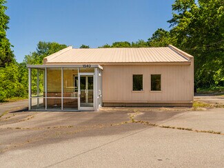 Plus de détails pour 1540 Maple Ave, Burlington, NC - Local commercial à vendre