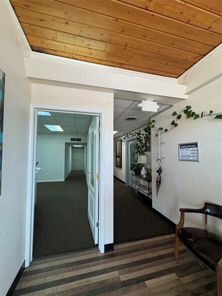 6647 Boulevard 26, North Richland Hills, TX à louer - Photo de l’immeuble – Image 3 sur 19