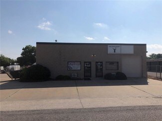 Plus de détails pour 401 Western Hills Trl, Granbury, TX - Industriel/Logistique à vendre