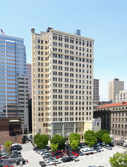 7 N Calvert St, Baltimore, MD à louer - Photo de l’immeuble – Image 3 sur 7