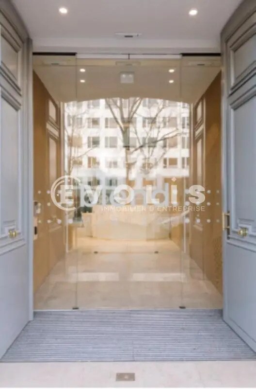 Bureau dans Paris à louer Photo de l’immeuble– Image 1 sur 11