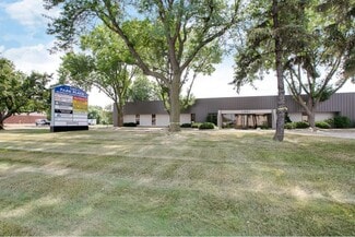 Plus de détails pour 1301 Cliff Rd E, Burnsville, MN - Local d’activités à vendre