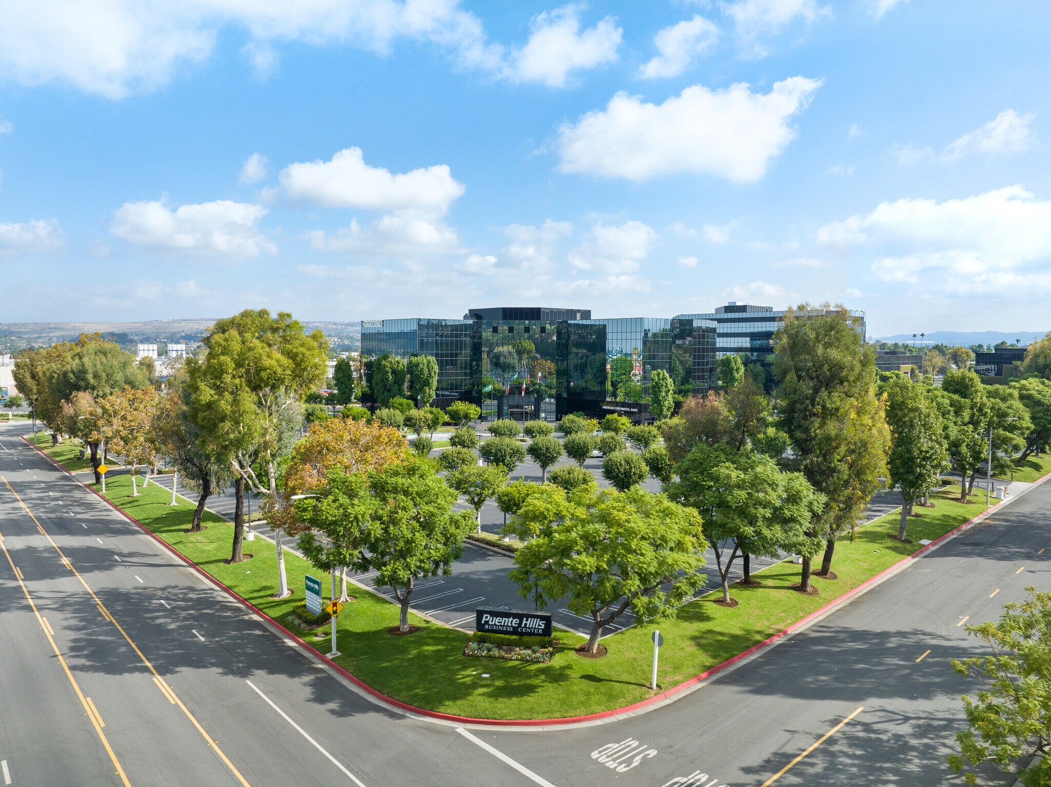 17700 Castleton St, City of Industry, CA à louer Photo principale– Image 1 sur 7