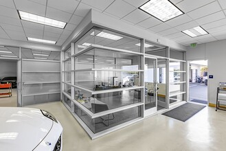 4040 Campus Dr, Newport Beach, CA à vendre Photo intérieure– Image 1 sur 2