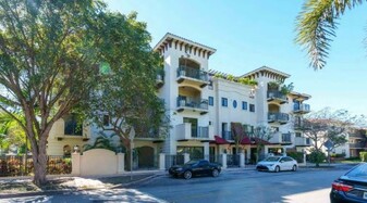 300 Majorca Ave, Coral Gables FL - Immobilier d'entreprise