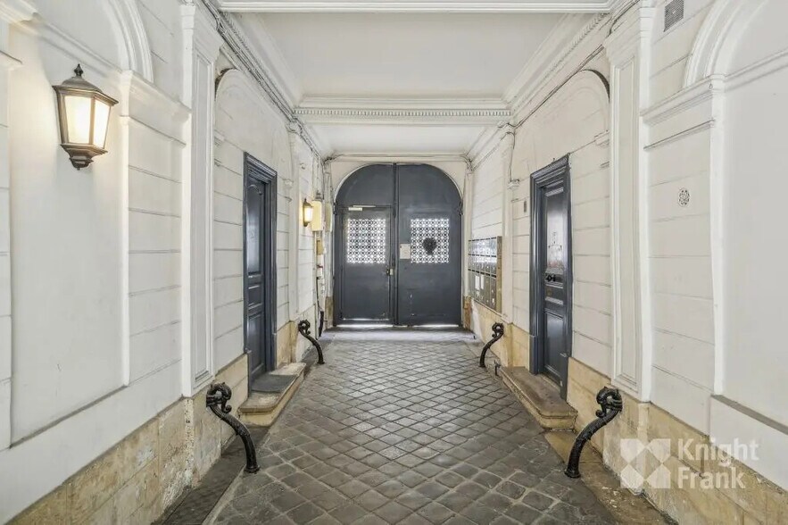 40 Rue De Trévise, Paris à louer - Photo de l’immeuble – Image 2 sur 9