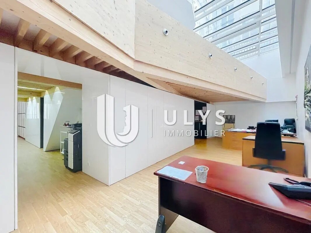 Bureau dans Paris à louer Photo de l’immeuble– Image 1 sur 12