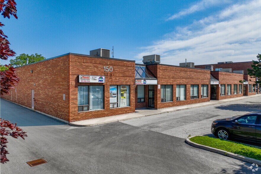 150 Rivermede Rd, Concord, ON à louer - Photo principale – Image 1 sur 2