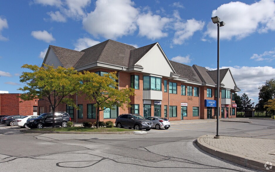 545 N Rivermede Rd, Vaughan, ON à louer - Photo de l’immeuble – Image 2 sur 7