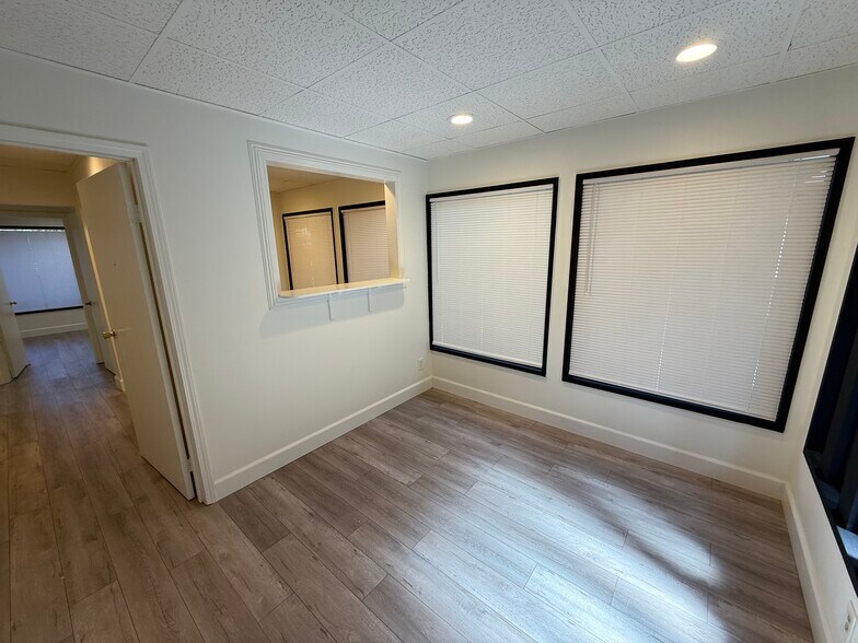 414 S Prospectors Rd, Diamond Bar, CA à louer - Photo de l’immeuble – Image 3 sur 12